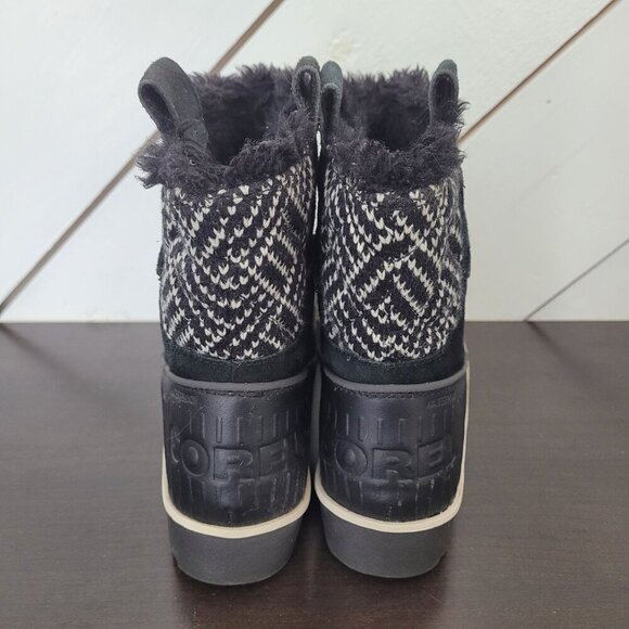 Sorel Youth Boy's Suede Winter Boots Size 4 Faux Fur Lined Check Pattern JPT - Picture 6 of 10